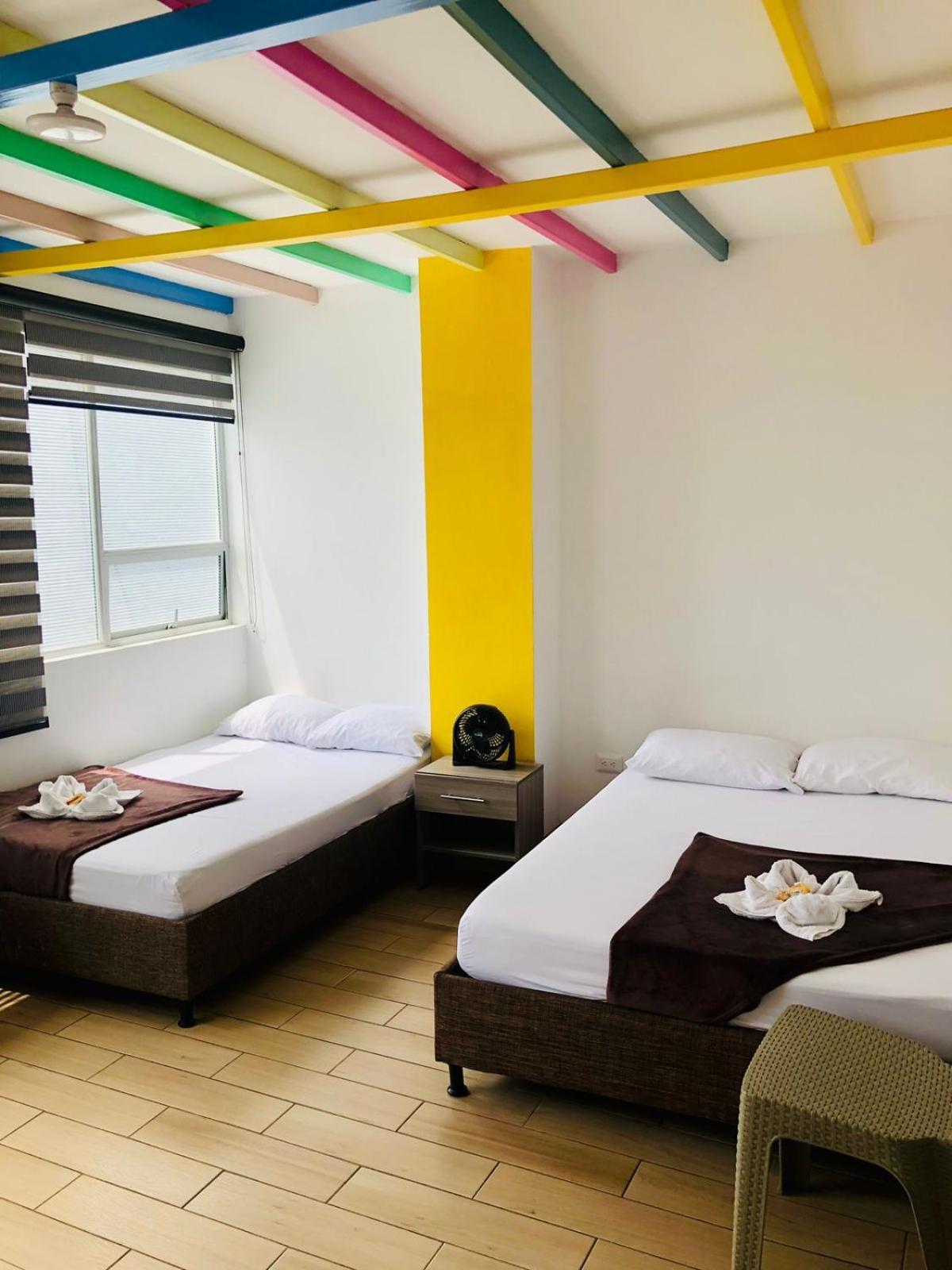 Hotel Cafe Color Armenia  Exteriör bild