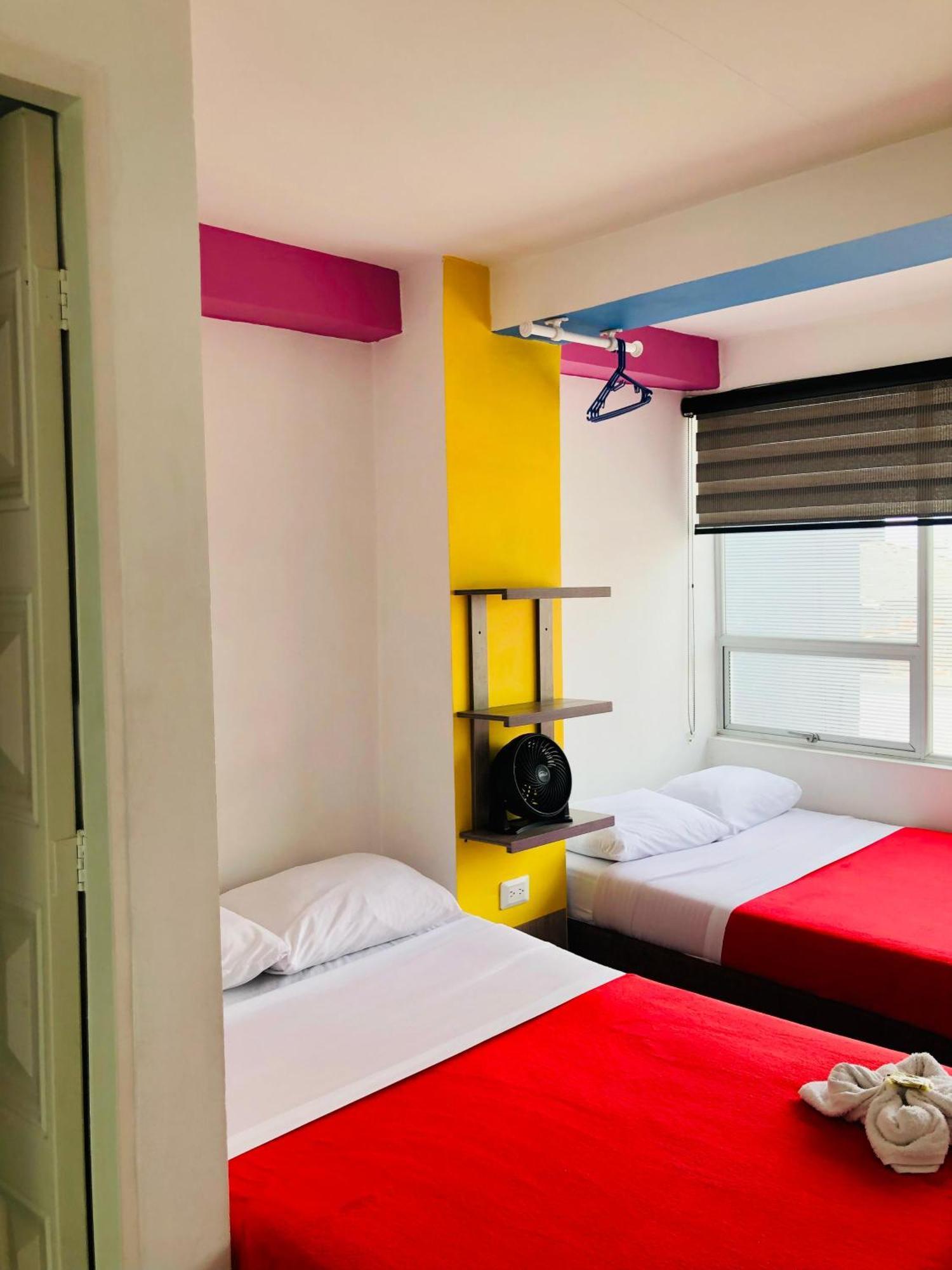 Hotel Cafe Color Armenia  Exteriör bild